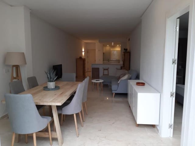 2 sovrum Lägenhet att hyra i La Quinta, Benahavís med pool garage - 2 300 € (Ref: 9451690)