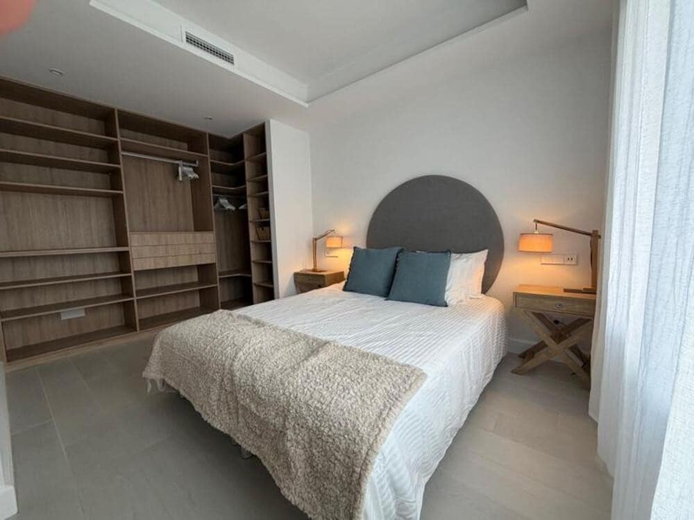 3 slaapkamer Appartement te huur in Marbella met zwembad garage - € 3.800 (Ref: 9451694)