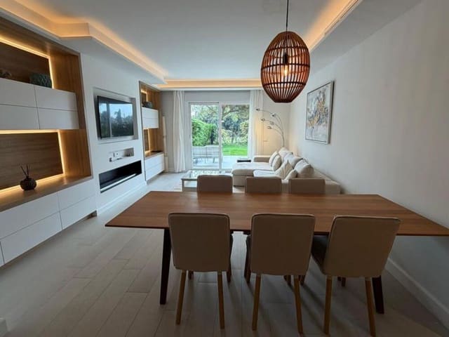 3 soveværelse Lejlighed til leje i Los Naranjos, Marbella med swimmingpool garage - € 3.800 (Ref: 9451694)