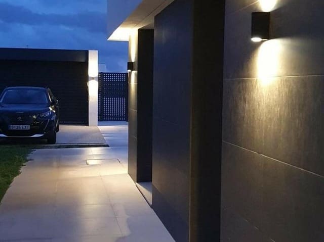 4 camera da letto Villa in vendita in La Duquesa / Puerto de la Duquesa, Manilva con piscina garage - 1.300.000 € (Rif: 9451695)