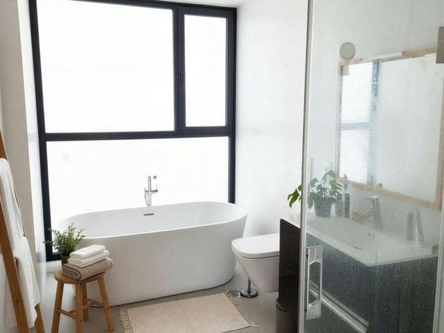 4 camera da letto Villa da affittare in La Duquesa / Puerto de la Duquesa, Manilva con piscina garage - 4.900 € (Rif: 9451696)