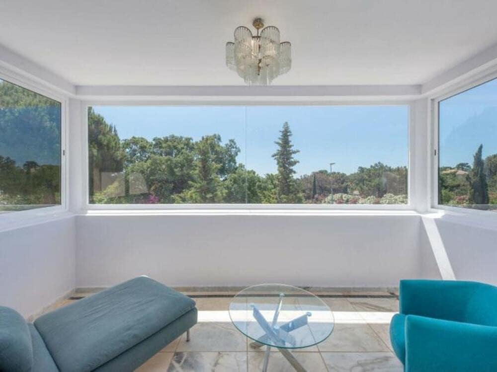 10 quarto Moradia para venda em Marbella com piscina garagem - 1 880 000 € (Ref: 9451697)