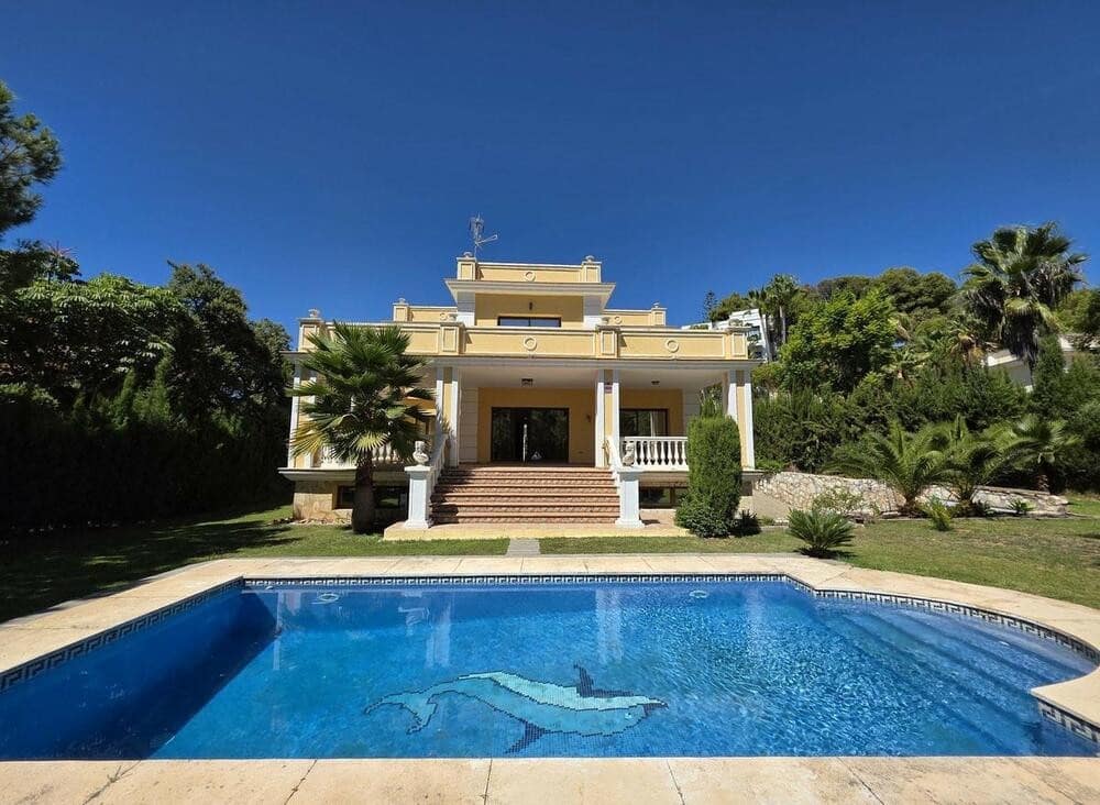 4 quarto Moradia para venda em Marbella com piscina garagem - 1 600 000 € (Ref: 9451698)
