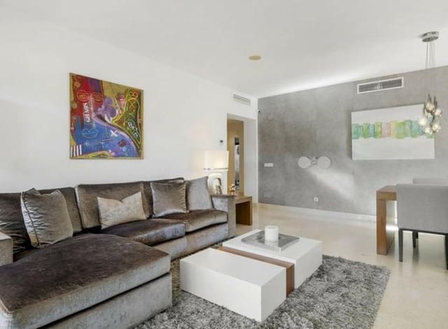 2 quarto Apartamento para venda em Los Arqueros - Puerto del Almendro, Benahavís com piscina garagem - 549 500 € (Ref: 9455700)