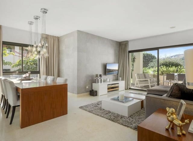 2 quarto Apartamento para venda em Los Arqueros - Puerto del Almendro, Benahavís com piscina garagem - 549 500 € (Ref: 9455700)