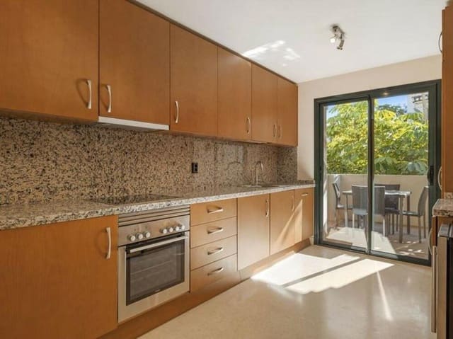 2 quarto Apartamento para venda em Los Arqueros - Puerto del Almendro, Benahavís com piscina garagem - 549 500 € (Ref: 9455700)