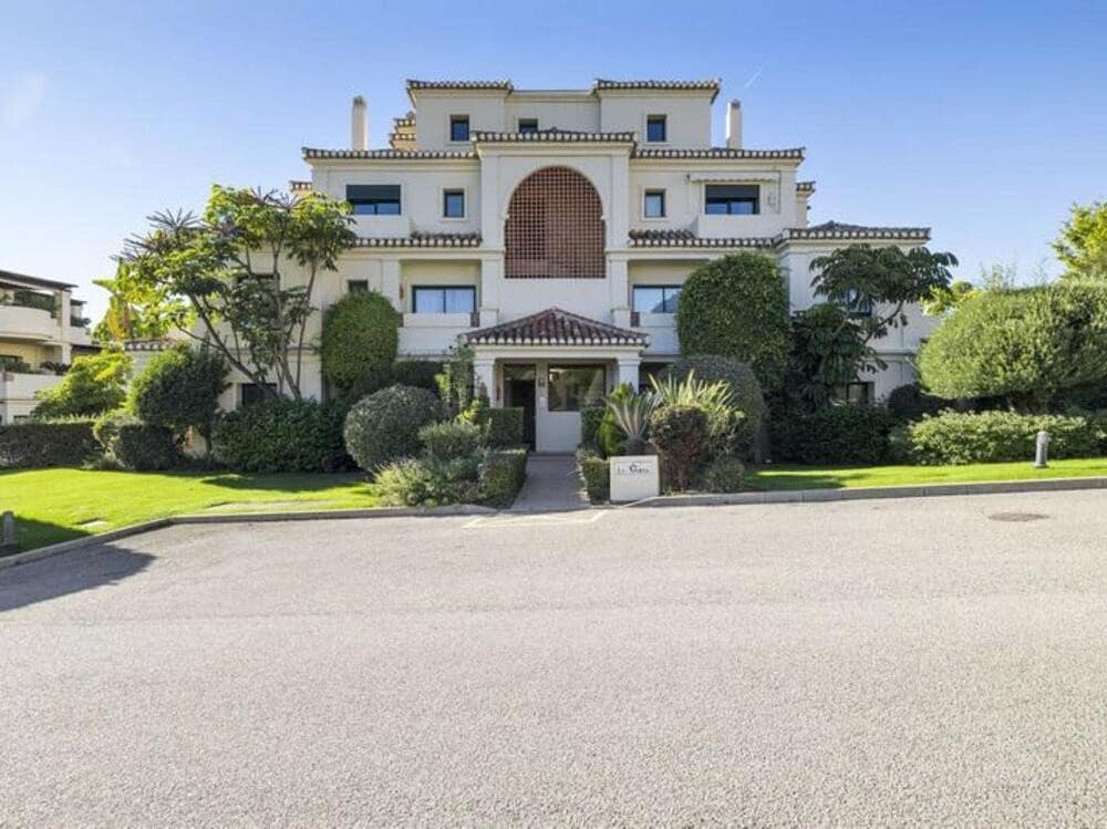 2 soveværelse Lejlighed til salg i Benahavis med swimmingpool garage - € 549.500 (Ref: 9455700)