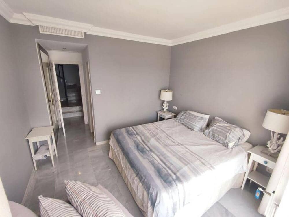 4 slaapkamer Huis te huur in Marbella met zwembad garage - € 4.500 (Ref: 9455701)