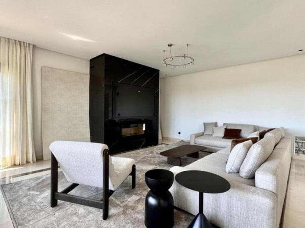 6 bedroom Villa for rent in Marbella with pool garage - € 15,000 (Ref: 9455702)