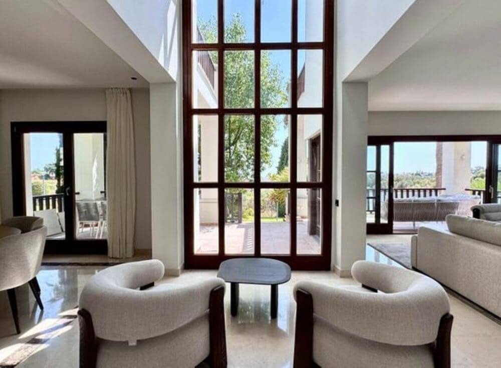 6 bedroom Villa for rent in Marbella with pool garage - € 15,000 (Ref: 9455702)