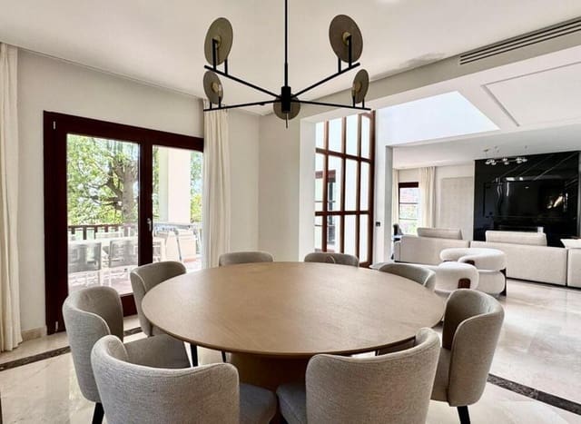 Chalet de 6 habitaciones en Nagüeles Alto, Marbella en alquiler con piscina garaje - 14.000 € (Ref: 9455702)