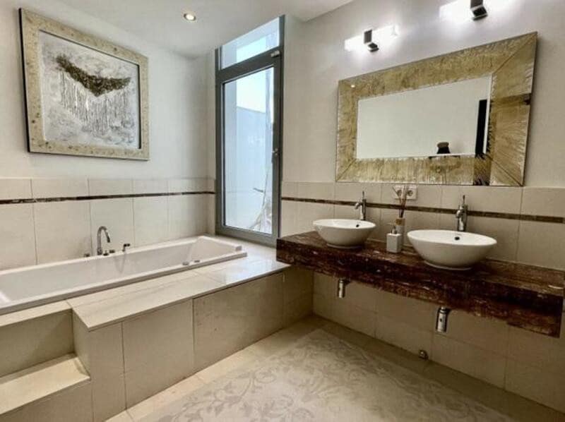 3 quarto Casa em Banda para venda em Marbella com piscina garagem - 2 000 000 € (Ref: 9455703)