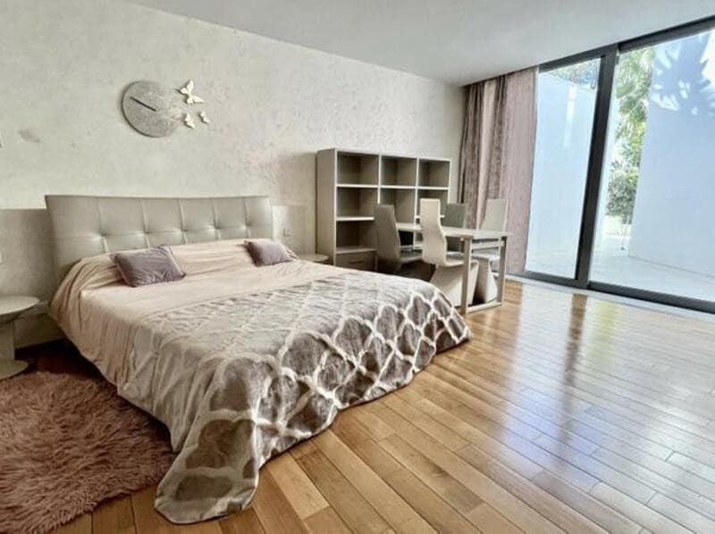 3 quarto Casa em Banda para venda em Marbella com piscina garagem - 2 000 000 € (Ref: 9455703)