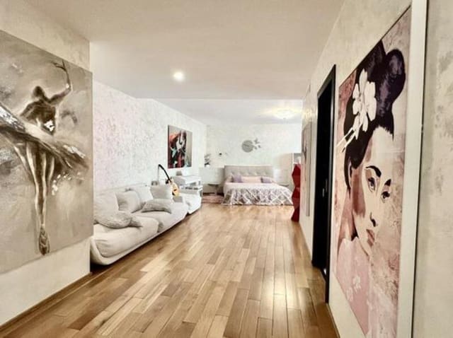 3 sovrum Hus till salu i Sierra Blanca, Marbella med pool garage - 2 000 000 € (Ref: 9455703)