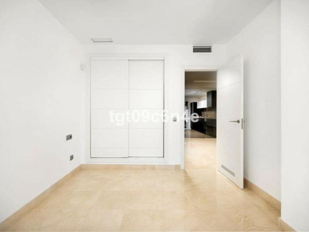 3 Zimmer Apartment zu verkaufen in Los Arqueros mit Pool Garage - 549.000 € (Ref: 9455707)