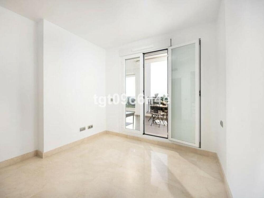 3 Zimmer Apartment zu verkaufen in Los Arqueros mit Pool Garage - 549.000 € (Ref: 9455707)