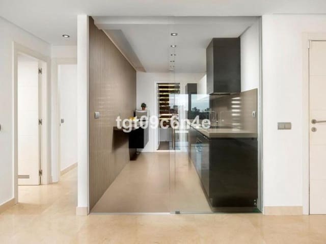 3 quarto Apartamento para venda em Los Arqueros, Benahavís com piscina garagem - 549 000 € (Ref: 9455707)