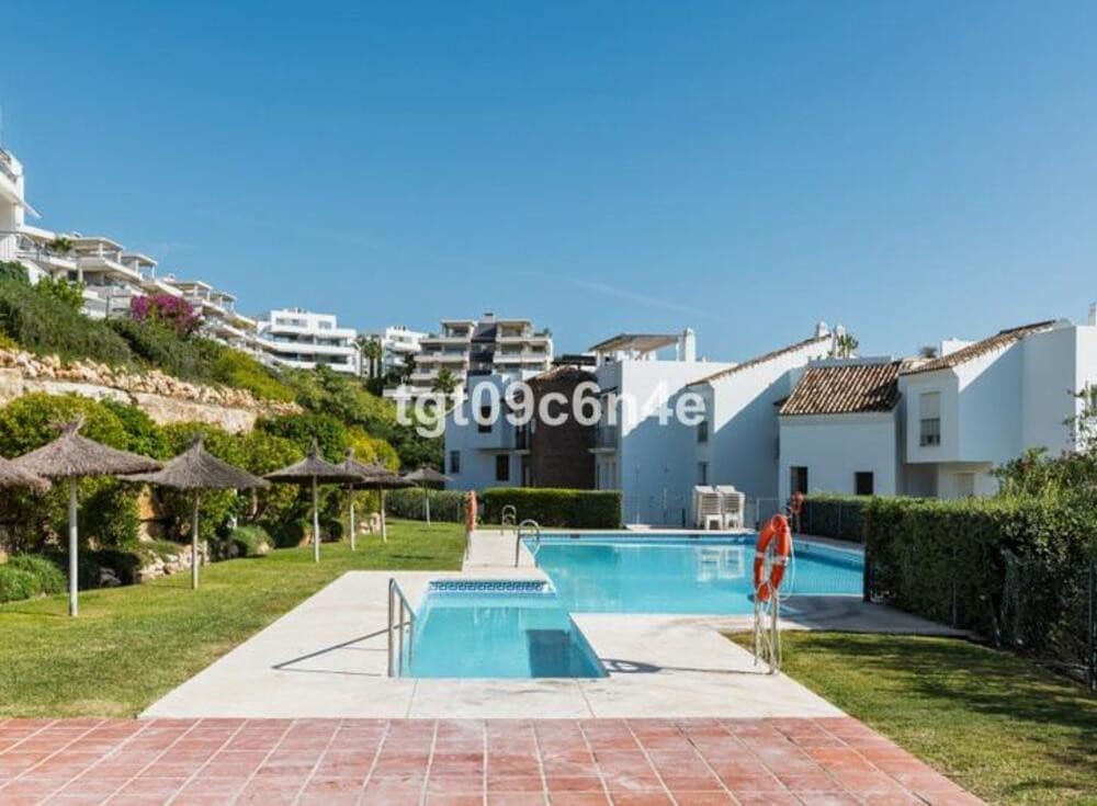 3 Zimmer Apartment zu verkaufen in Los Arqueros mit Pool Garage - 549.000 € (Ref: 9455707)
