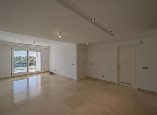 3 quarto Apartamento para venda em Los Arqueros, Benahavís com piscina garagem - 539 000 € (Ref: 9455707)