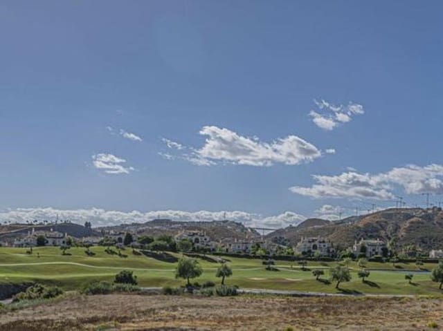 3 quarto Apartamento para venda em Los Arqueros, Benahavís com piscina garagem - 539 000 € (Ref: 9455707)