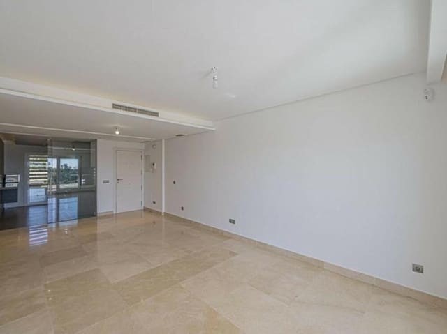 3 quarto Apartamento para venda em Los Arqueros, Benahavís com piscina garagem - 539 000 € (Ref: 9455707)