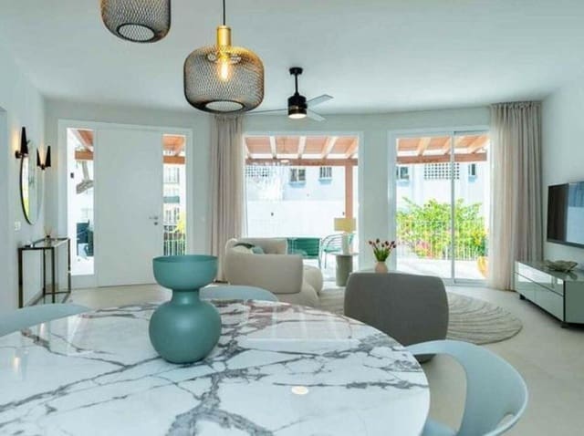 3 bedroom Villa for sale in Casco Antiguo, Marbella with pool garage - € 1,600,000 (Ref: 9460912)