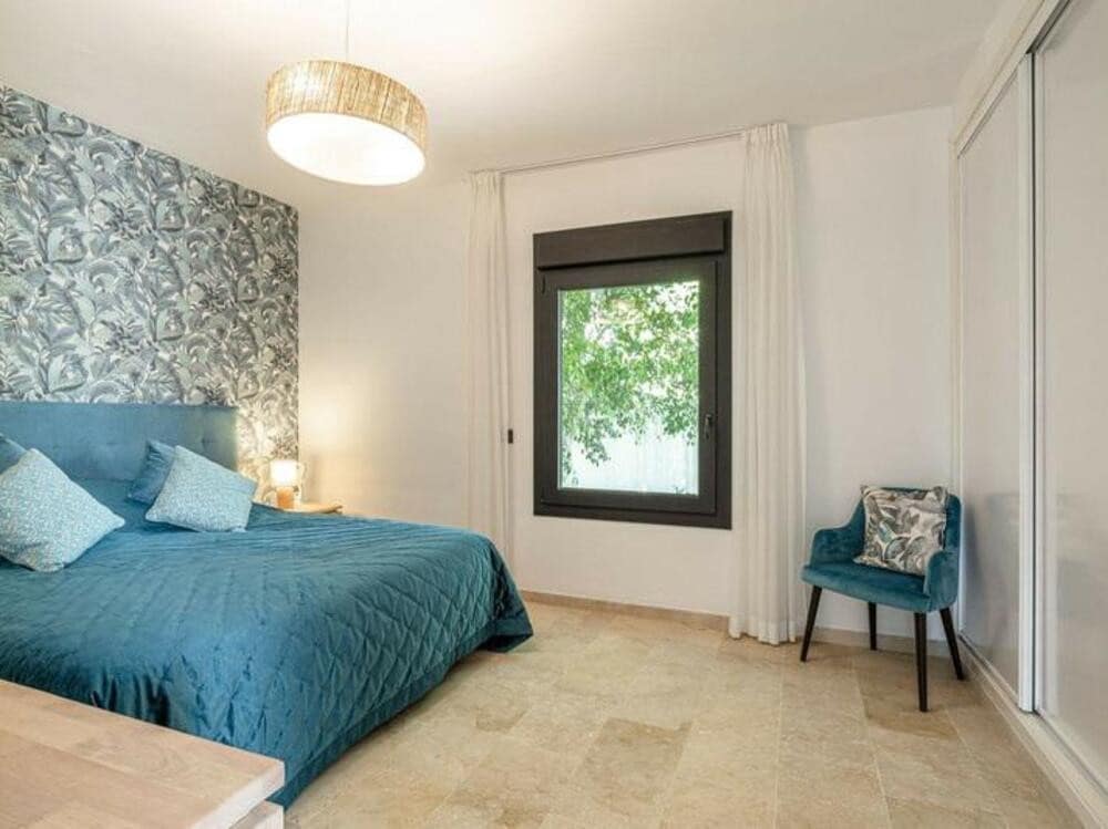 5 Zimmer Villa zu verkaufen in El Paraiso mit Pool Garage - 1.998.000 € (Ref: 9460913)