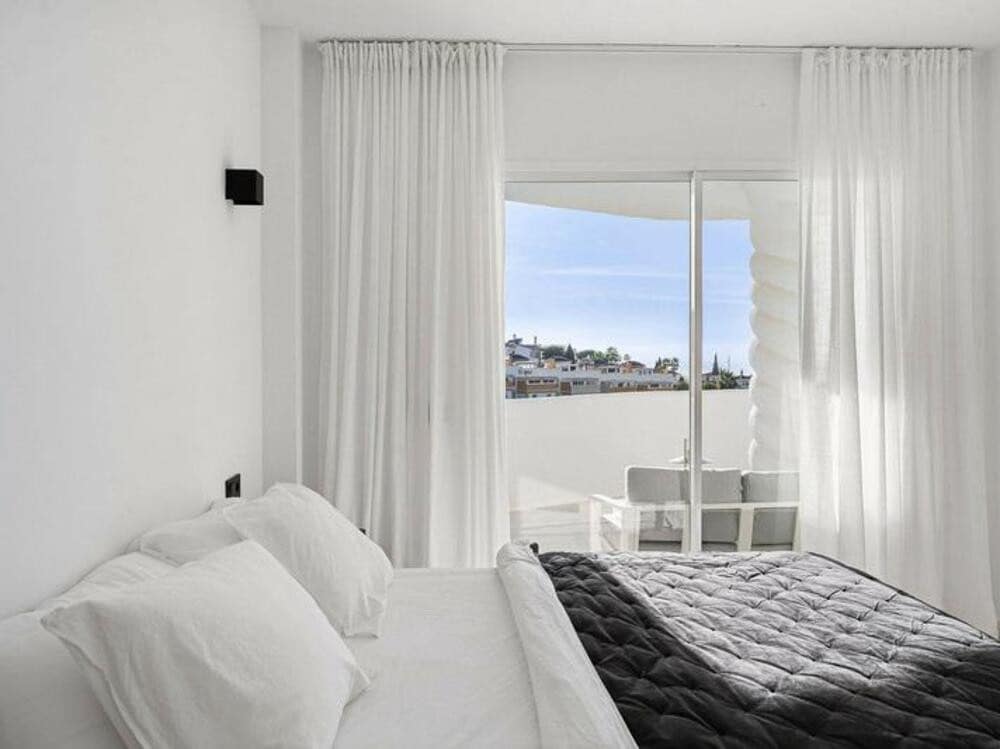 3 Zimmer Apartment zu verkaufen in Calahonda mit Pool Garage - 429.000 € (Ref: 9460914)