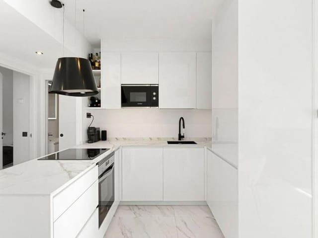 3 Zimmer Apartment zu verkaufen in Calahonda, Mijas mit Pool Garage - 429.000 € (Ref: 9460914)