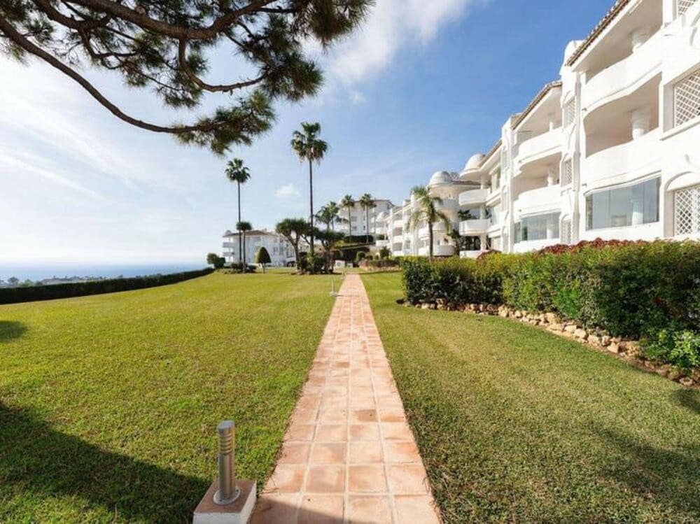 3 Zimmer Apartment zu verkaufen in Calahonda mit Pool Garage - 429.000 € (Ref: 9460914)