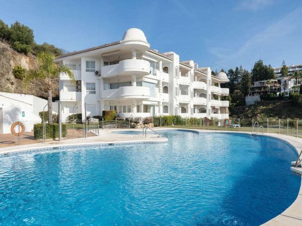 3 Zimmer Apartment zu verkaufen in Calahonda mit Pool Garage - 429.000 € (Ref: 9460914)