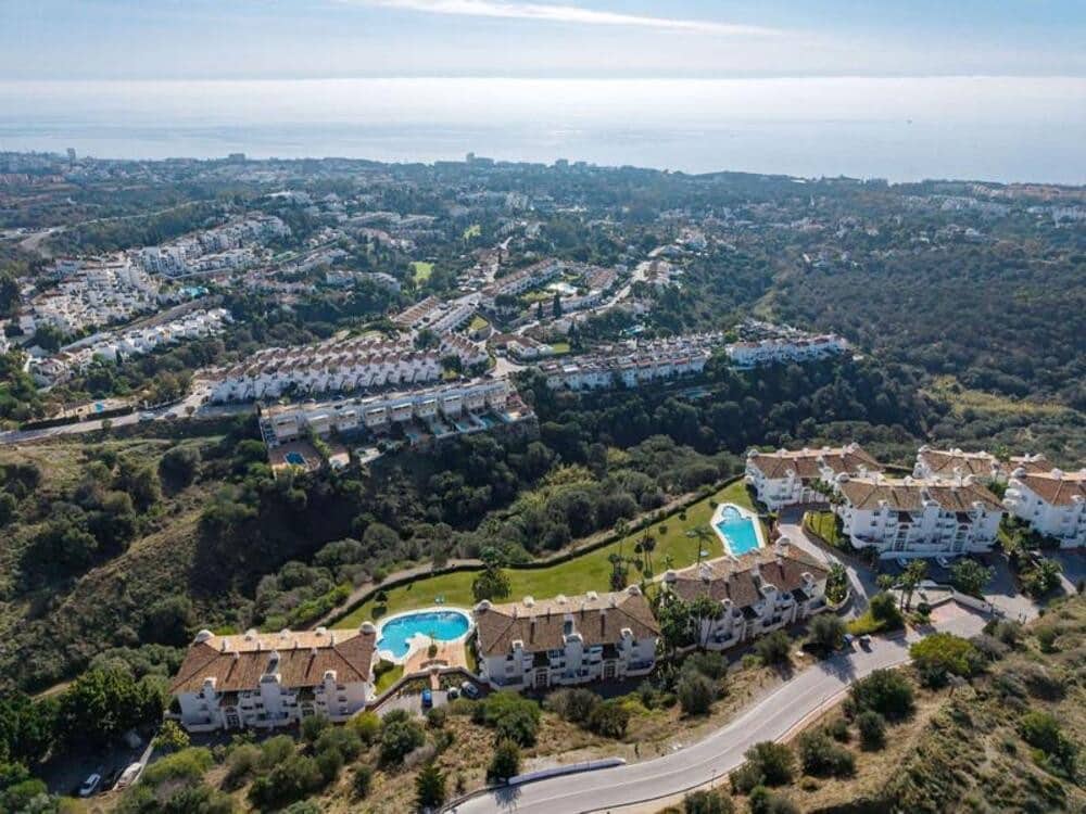 3 Zimmer Apartment zu verkaufen in Calahonda mit Pool Garage - 429.000 € (Ref: 9460914)