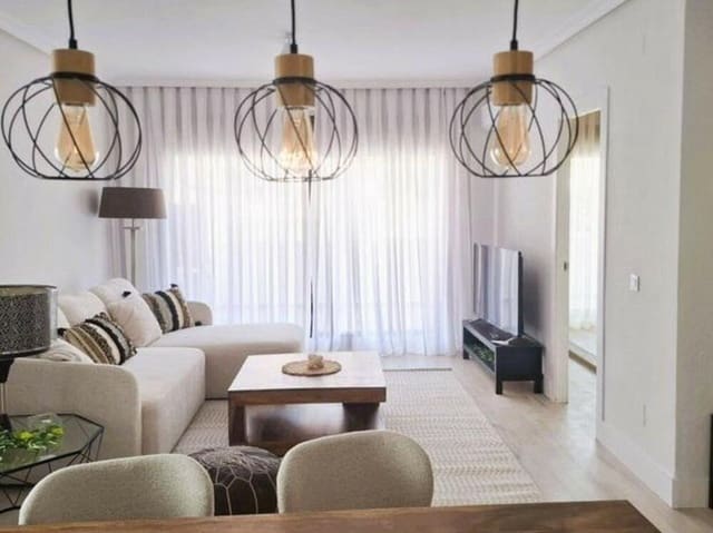 3 quarto Apartamento para venda em Nueva Andalucía Centro, Marbella com piscina garagem - 695 000 € (Ref: 9465103)