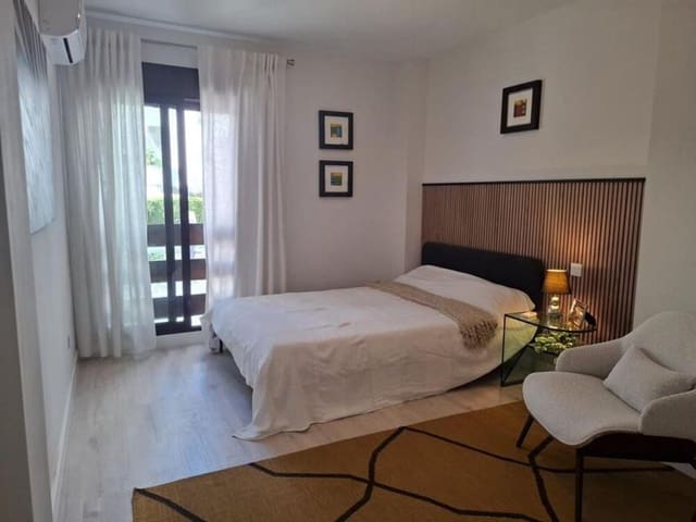 3 quarto Apartamento para venda em Nueva Andalucía Centro, Marbella com piscina garagem - 695 000 € (Ref: 9465103)