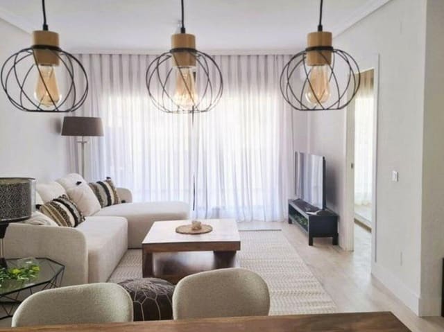 3 slaapkamer Appartement te koop in Nueva Andalucía Centro, Marbella met zwembad garage - € 669.000 (Ref: 9465103)
