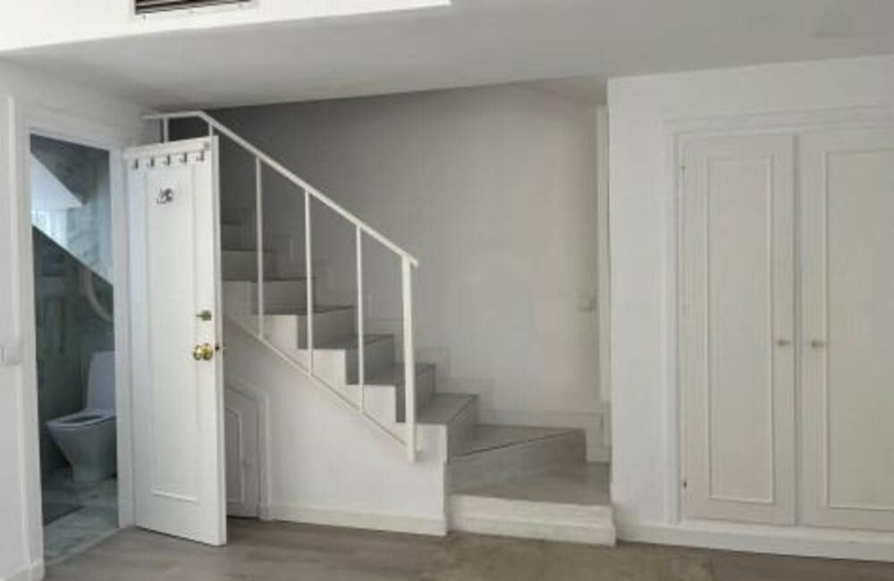 Apartamento de 3 habitaciones en Marbella en alquiler con piscina garaje - 2.850 € (Ref: 9465104)