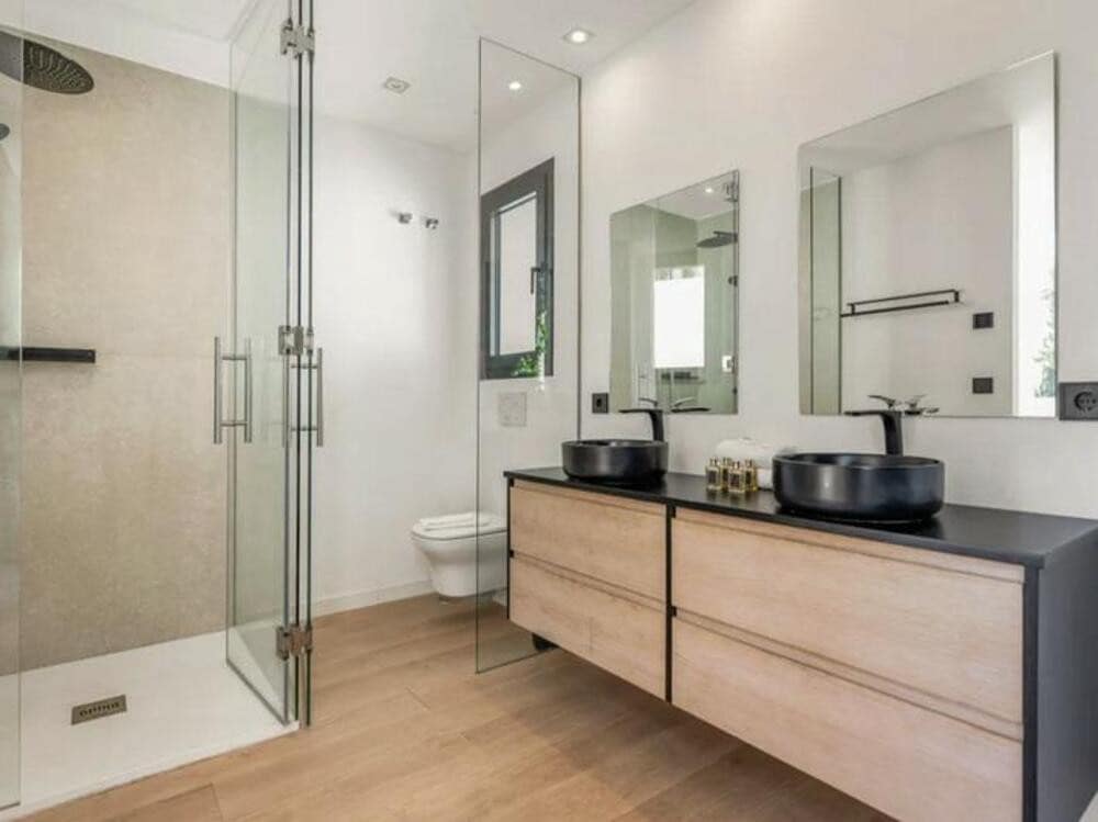 Chalet de 4 habitaciones en Marbella en venta con piscina garaje - 1.895.000 € (Ref: 9465108)