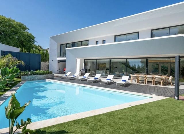 4 Zimmer Villa zu verkaufen in La Reserva, Marbella mit Pool Garage - 1.895.000 € (Ref: 9465108)