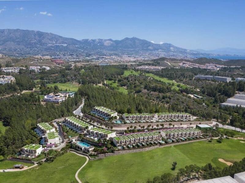 3 bedroom Townhouse for sale in El Chaparral with pool garage - € 859,000 (Ref: 9465109)