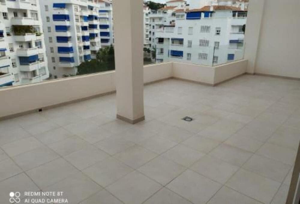 2 slaapkamer Penthouse te huur in Marbella met zwembad garage - € 1.900 (Ref: 9465110)