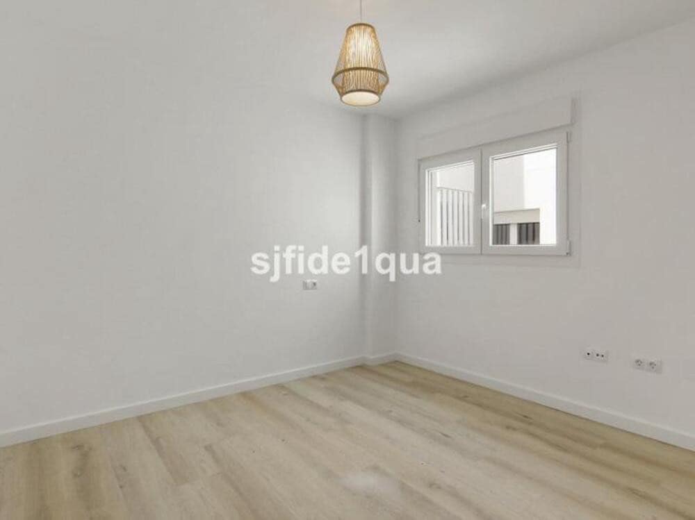 3 sovrum Lägenhet till salu i Marbella med pool garage - 475 000 € (Ref: 9467916)