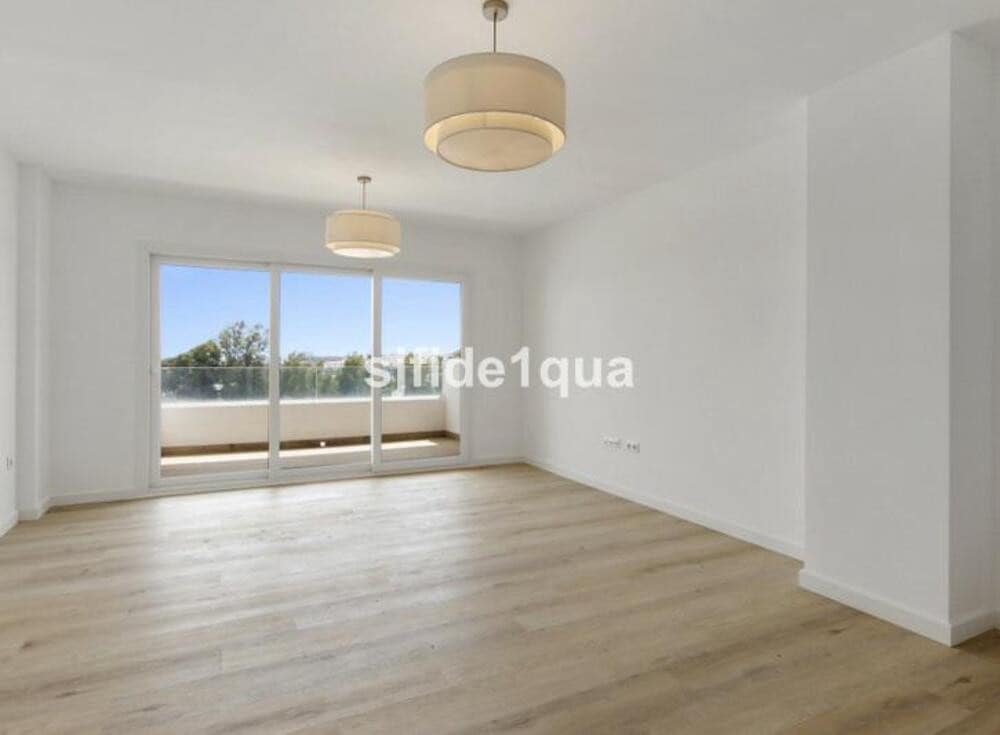 3 soveværelse Lejlighed til leje i Marbella med swimmingpool garage - € 2.650 (Ref: 9467917)