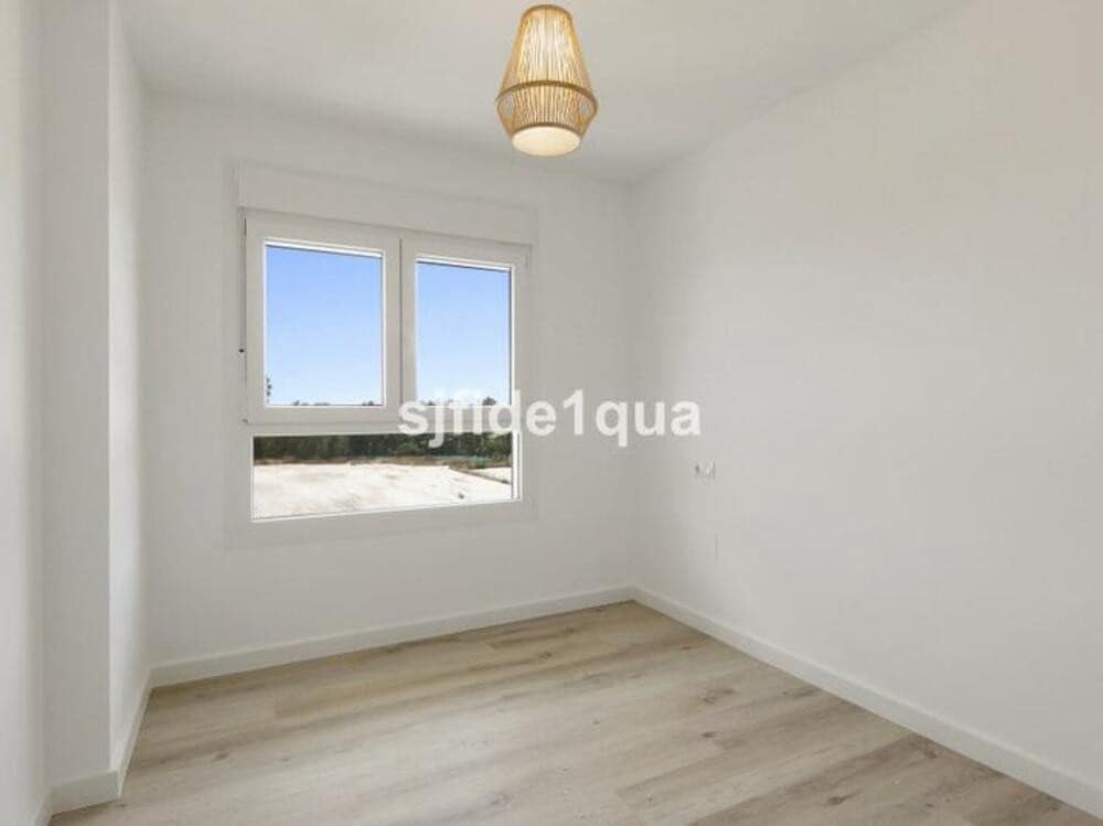 3 soveværelse Lejlighed til leje i Marbella med swimmingpool garage - € 2.650 (Ref: 9467917)