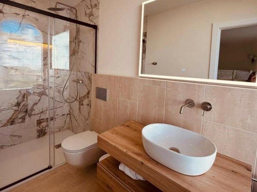 3 quarto Casa em Banda para arrendar em Marbella com piscina garagem - 6 500 € (Ref: 9467918)