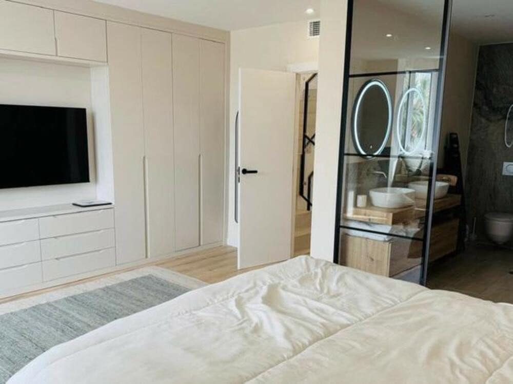 3 quarto Casa em Banda para arrendar em Marbella com piscina garagem - 6 500 € (Ref: 9467918)