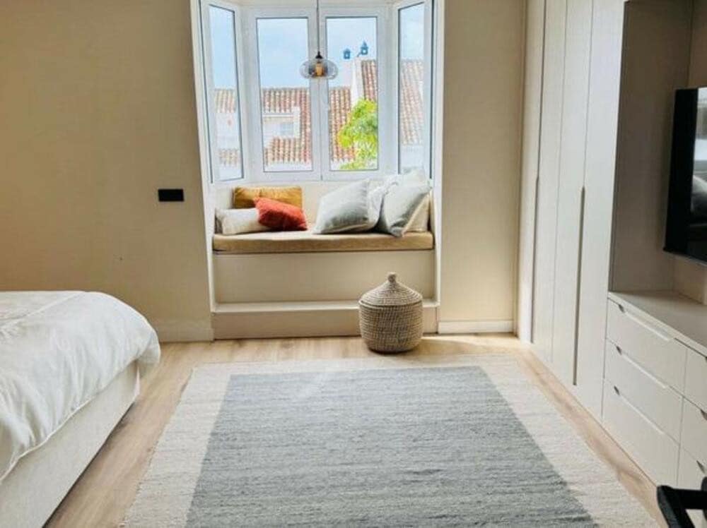 3 quarto Casa em Banda para arrendar em Marbella com piscina garagem - 6 500 € (Ref: 9467918)