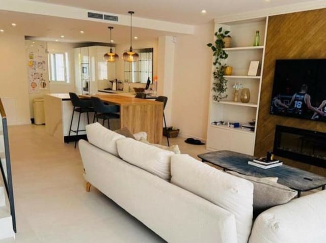 3 soveværelse Byhus til leje i Lomas De Marbella, Marbella med swimmingpool garage - € 6.500 (Ref: 9467918)