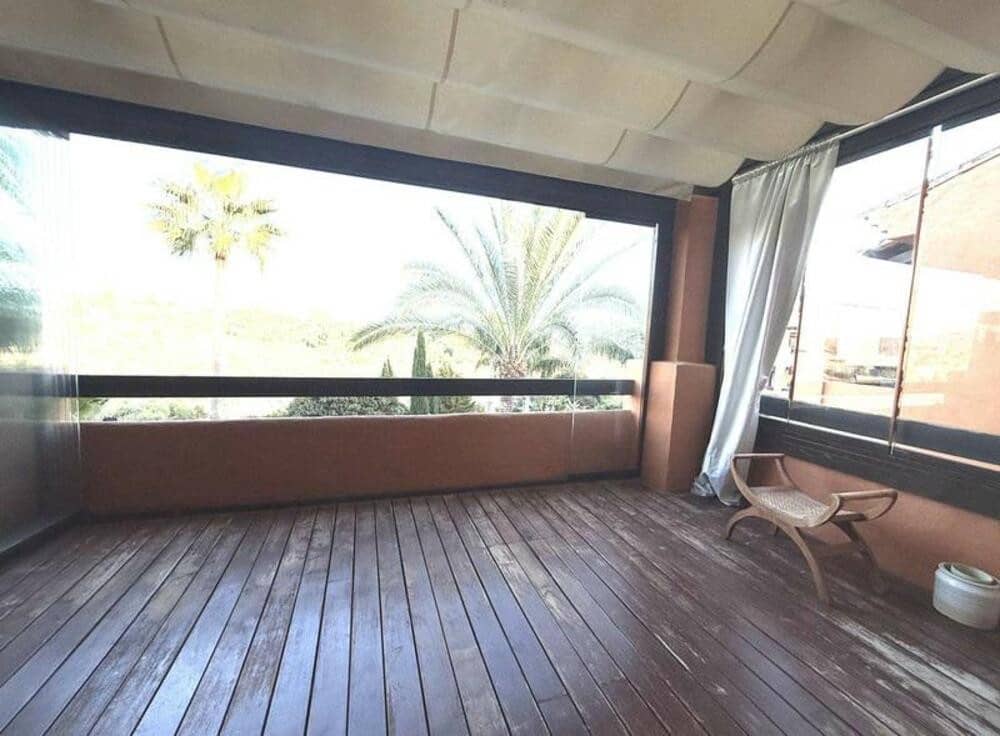 3 makuuhuone Kattohuoneisto myytävänä paikassa Benahavis mukana uima-altaan 
autotalli - 520 000 € (Ref: 9467919)