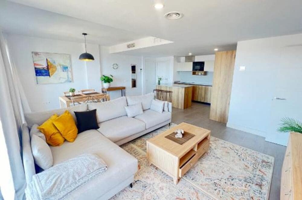 3 Zimmer Apartment zu vermieten in Fuengirola mit Pool Garage - 2.400 € (Ref: 9467920)