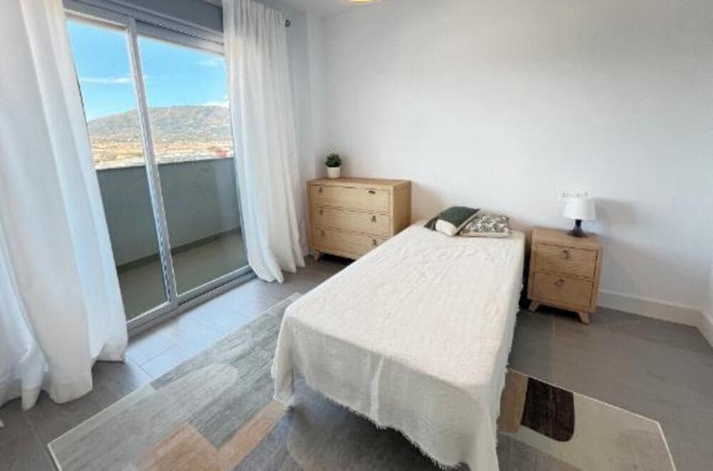 3 Zimmer Apartment zu vermieten in Fuengirola mit Pool Garage - 2.400 € (Ref: 9467920)